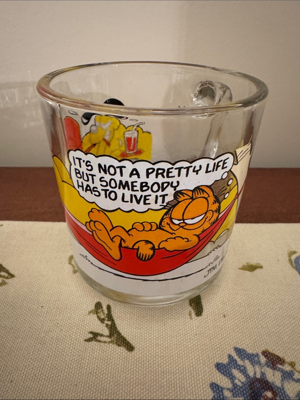 Vintage 1978 McDonalds Garfield Jim Davis Mug Glass Red Hammock